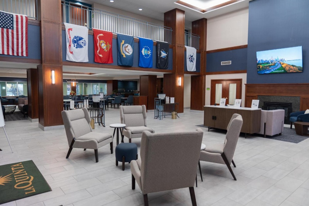 La Quinta Inn & Suites by Wyndham Bannockburn-Deerfield